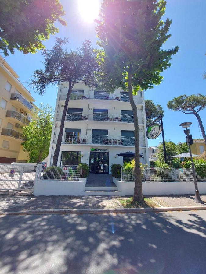 Hotel Senza Pensieri Риччоне Екстер'єр фото